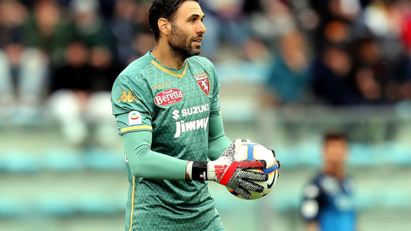 [NBA]巴雷特谈迪亚巴特：他盖了我两回，我和他说再盖我就干他