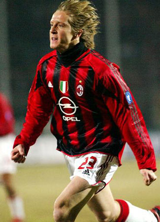 徐杰压哨三分领衔第6轮五佳球