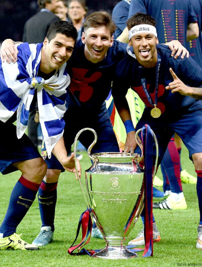 日本U23亚洲杯3连胜轰10-0 身价不及中国队