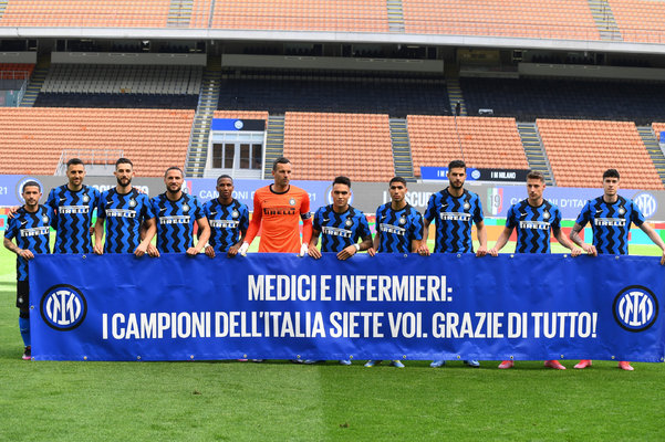 《黎明行者之血》没有主线任务 自由度接近《辐射1和2》