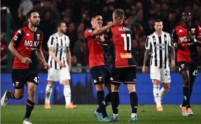 记者：莱斯特城中场哈努斯即将加盟斯图加特，转会费3000万欧